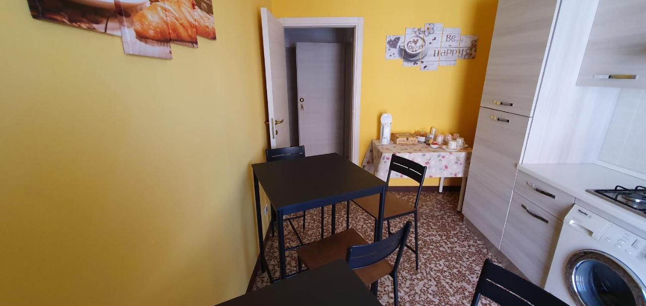 Andrea Affittacamere E B&B Solignano Nuovo Exterior photo