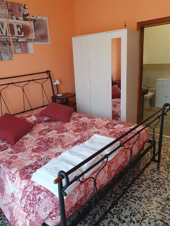 Andrea Affittacamere E B&B Solignano Nuovo Exterior photo
